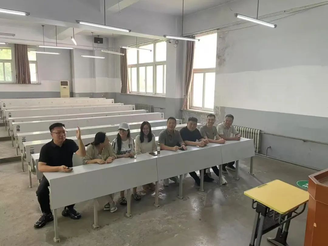 dee7d637e3d44ba58700ef6c54d4951c.jpg dee7d637e3d44ba58700ef6c54d4951c.jpg